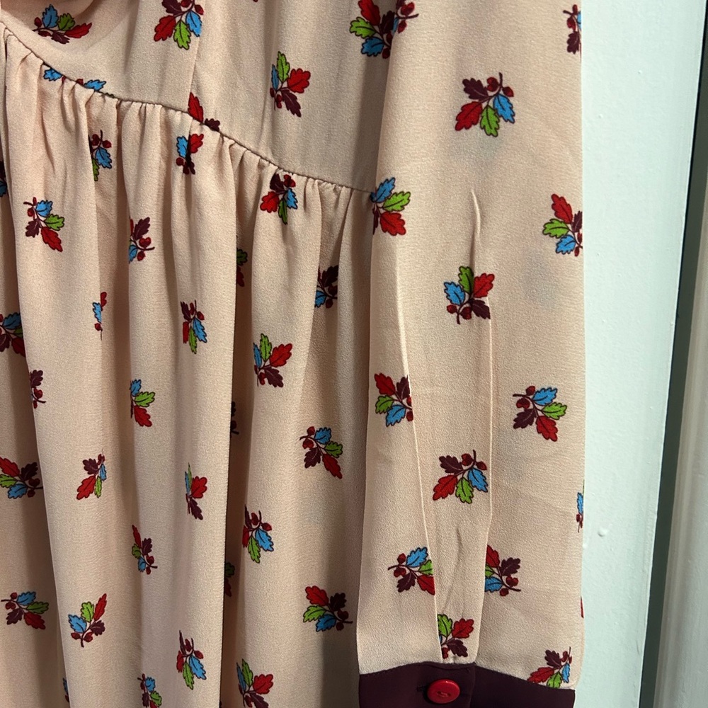 Pink Fall leaves dress - Picture 2 of 3